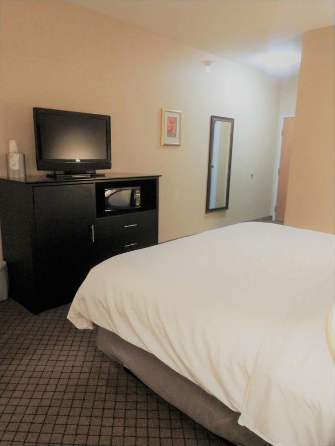 Holiday Inn Express Plymouth By Ihg Экстерьер фото