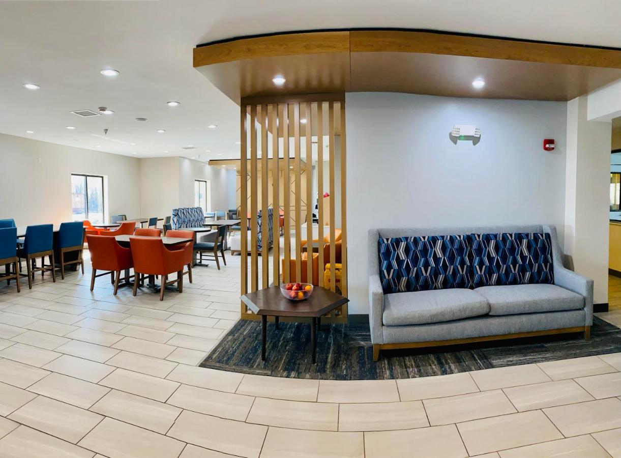 Holiday Inn Express Plymouth By Ihg Экстерьер фото