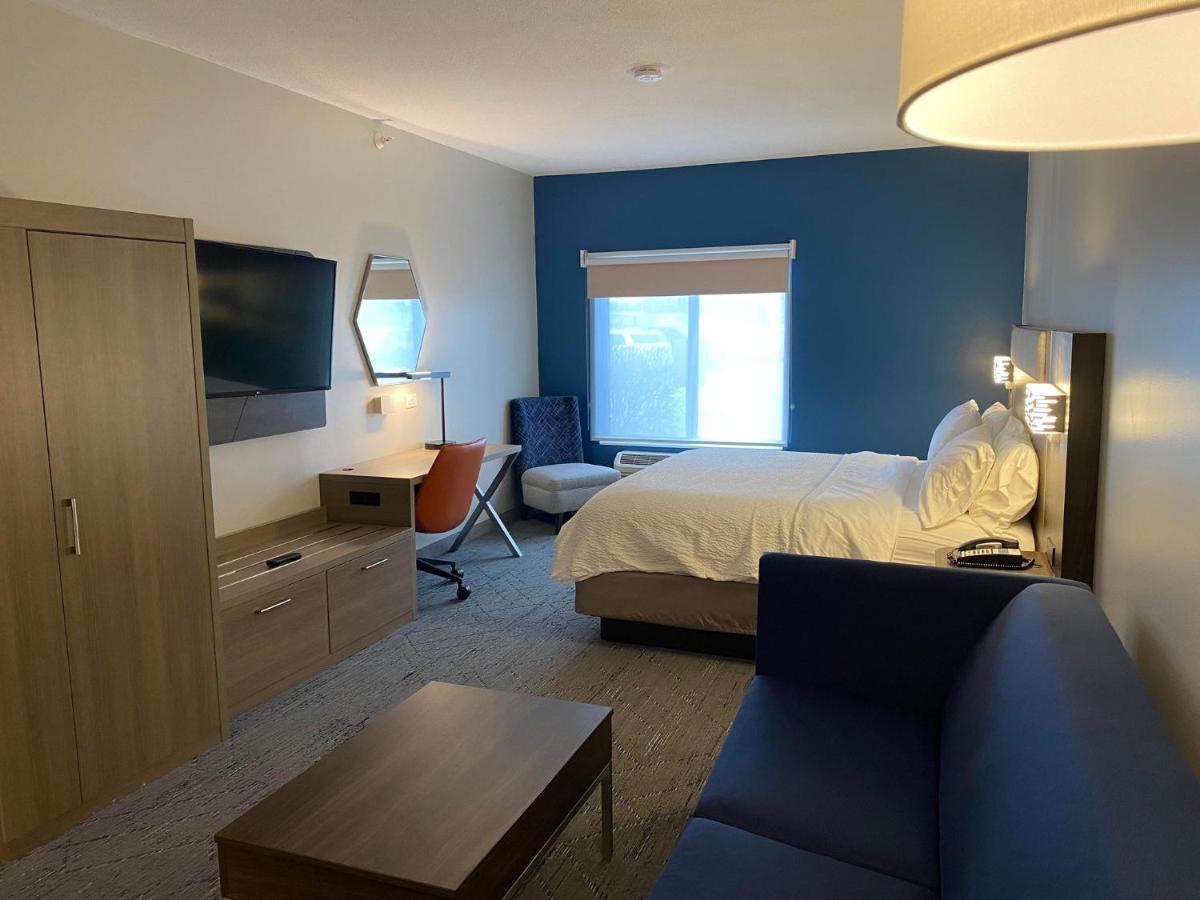 Holiday Inn Express Plymouth By Ihg Экстерьер фото