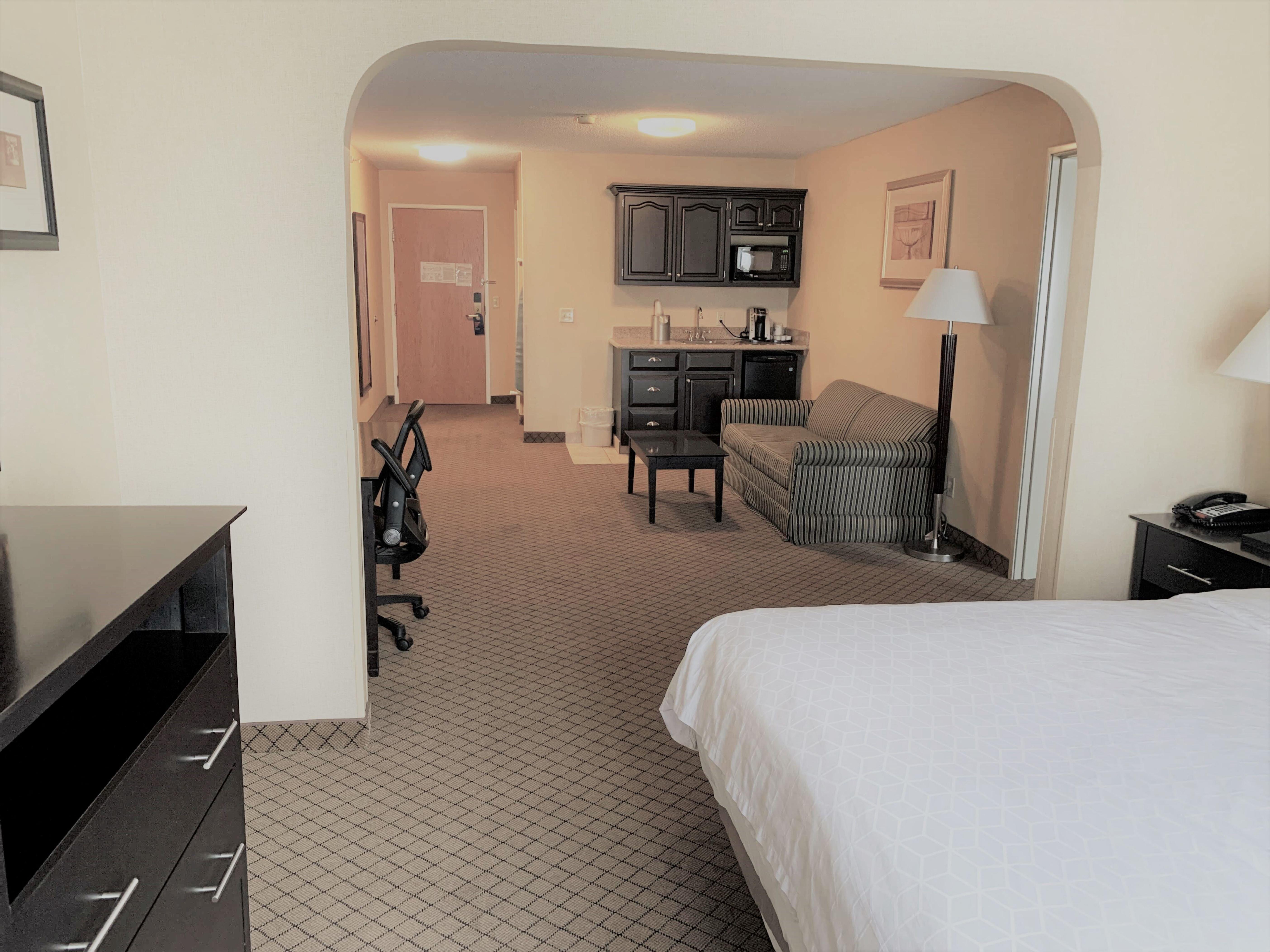 Holiday Inn Express Plymouth By Ihg Экстерьер фото